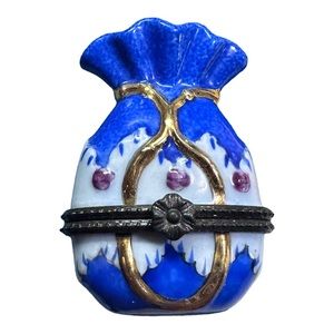 GANZ VINTAGE SMALL HANDPAINTED TRINKET BOX (EUC)